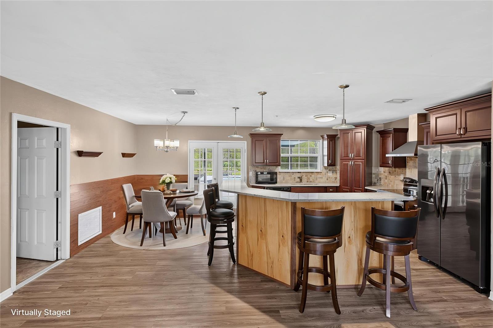 KEYSTONE CLUB ESTATES - Residential