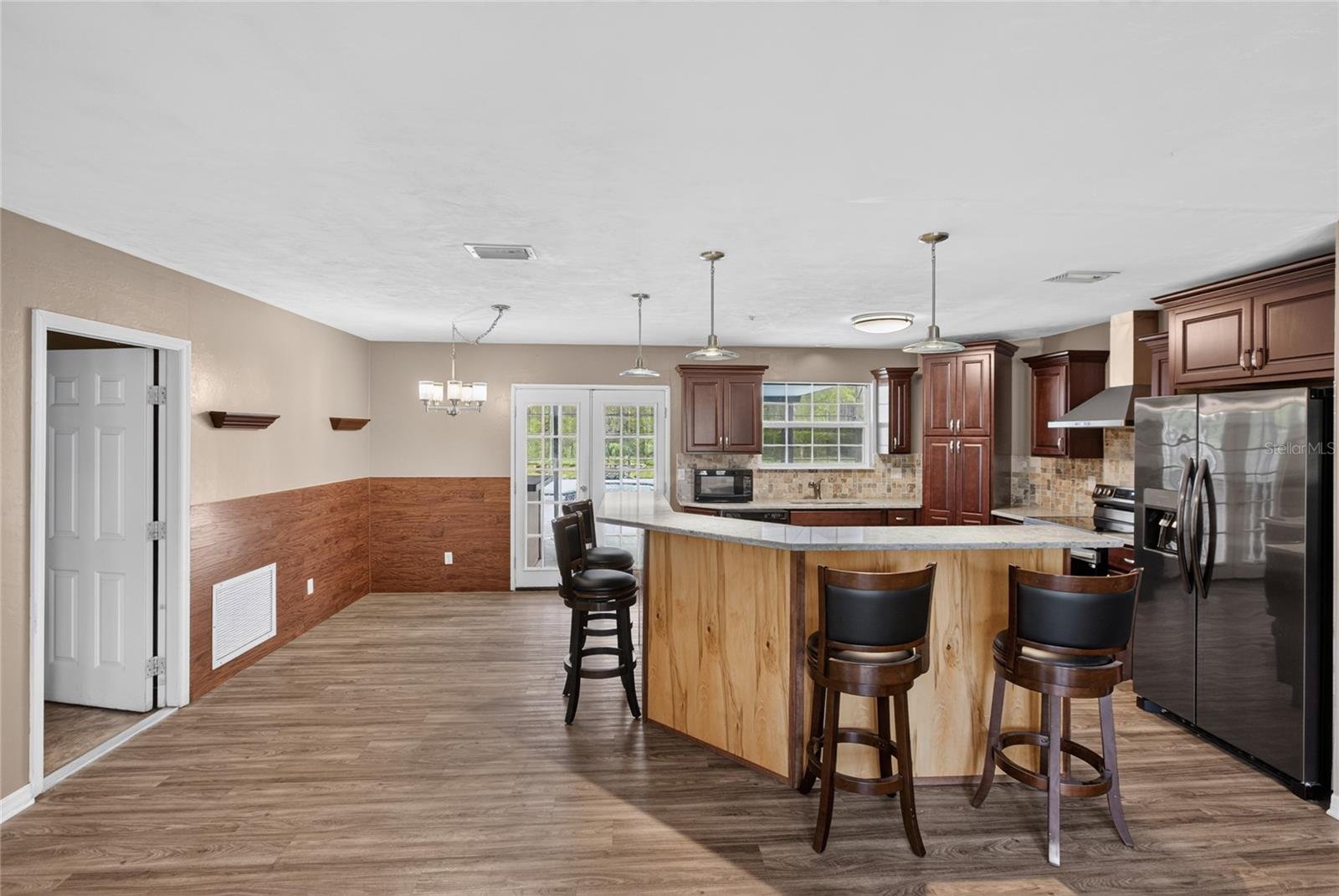 KEYSTONE CLUB ESTATES - Residential