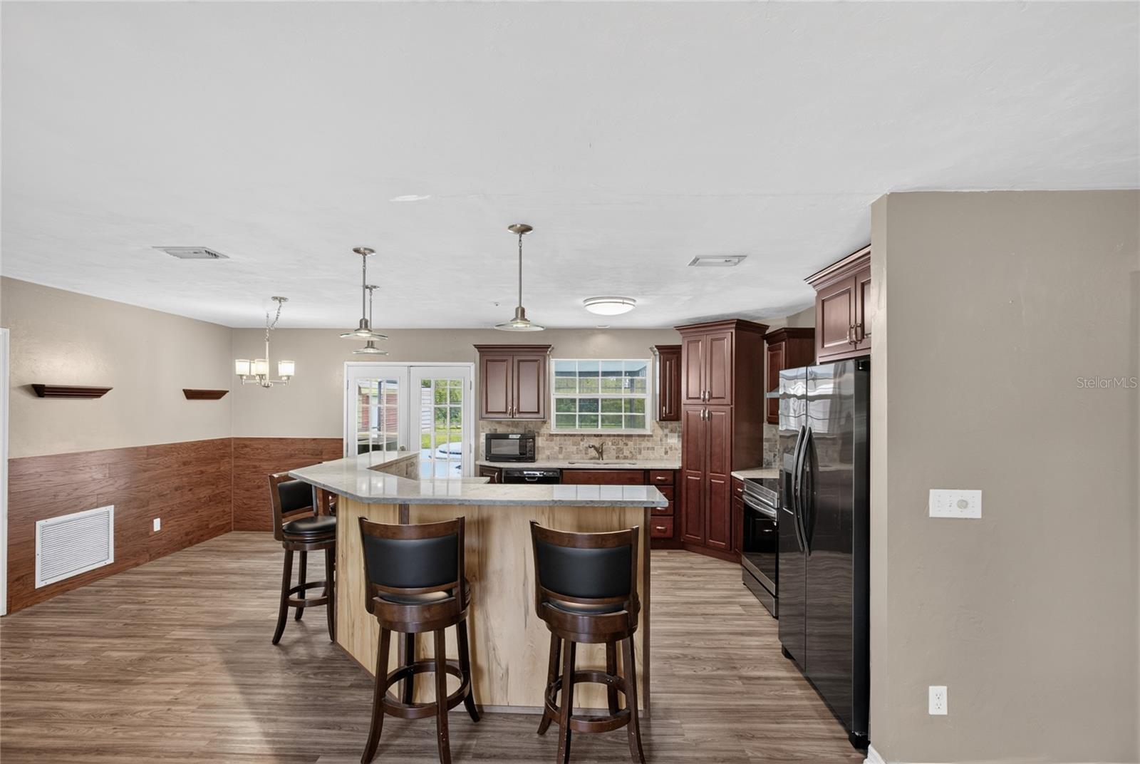 KEYSTONE CLUB ESTATES - Residential