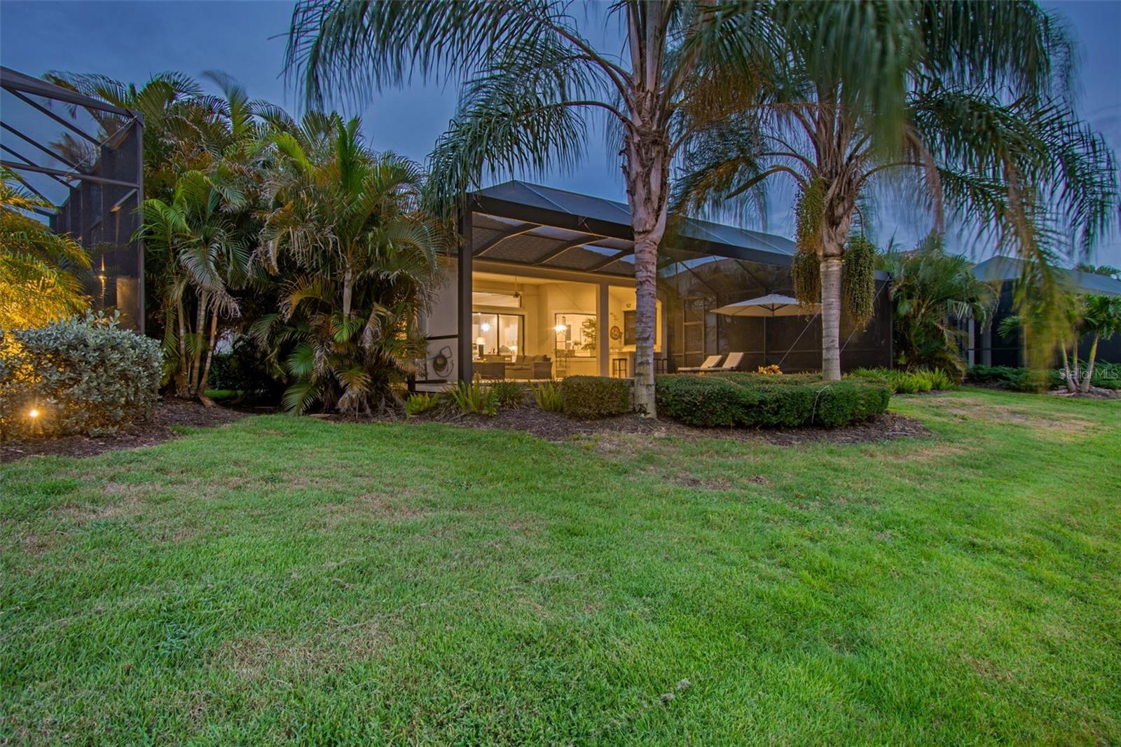 COUNTRY CLUB EAST AT LAKEWD RNCH VV1 - Residential