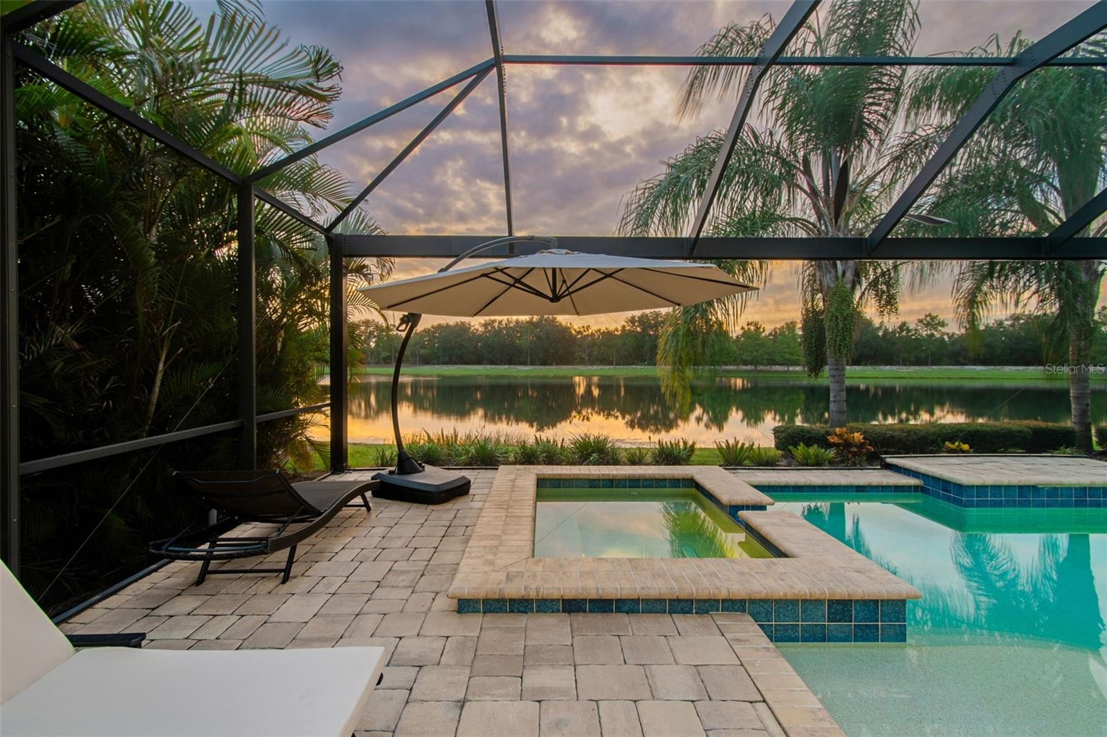 COUNTRY CLUB EAST AT LAKEWD RNCH VV1 - Residential