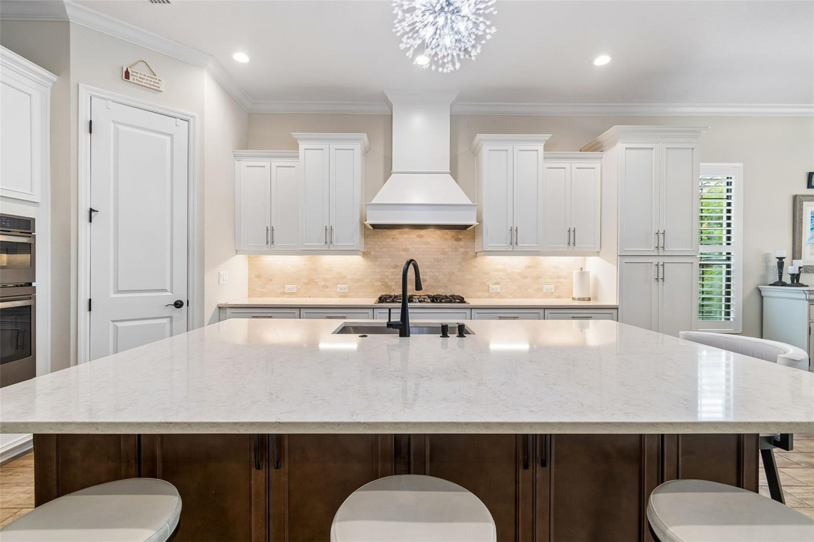 COUNTRY CLUB EAST AT LAKEWD RNCH VV1 - Residential