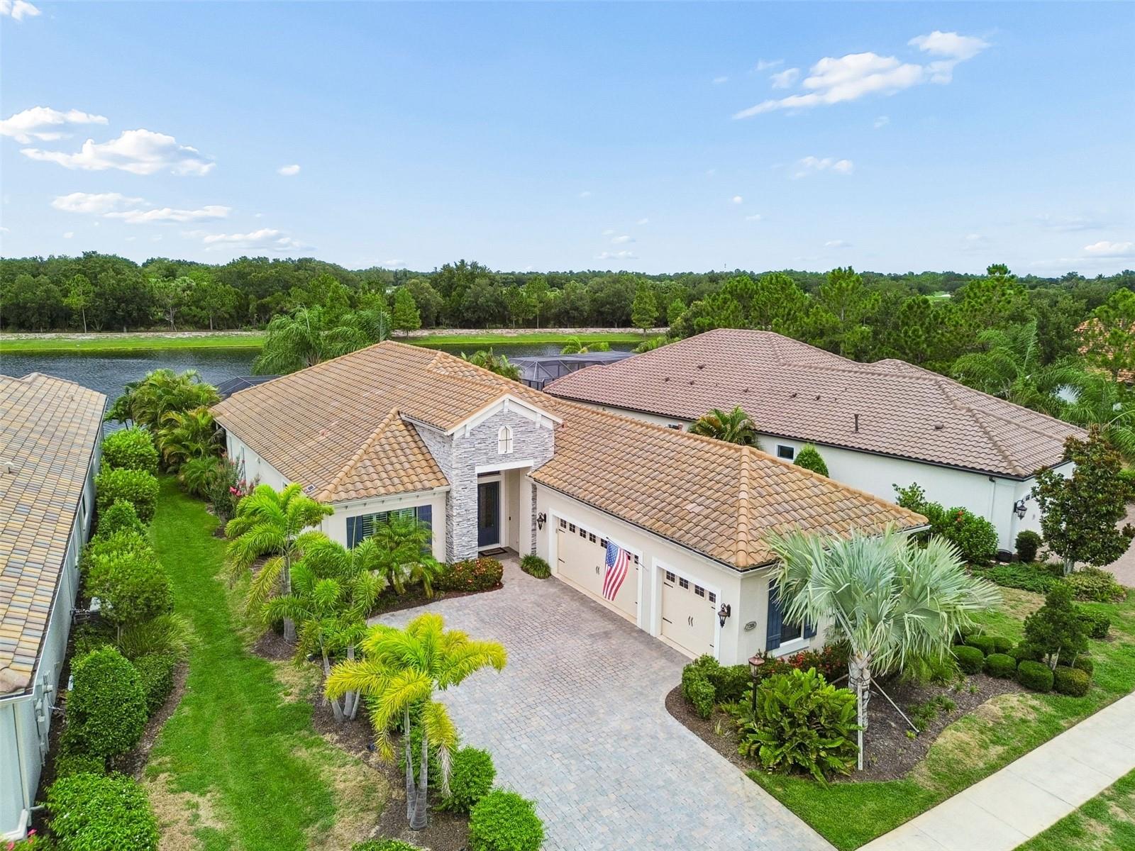 COUNTRY CLUB EAST AT LAKEWD RNCH VV1 - Residential