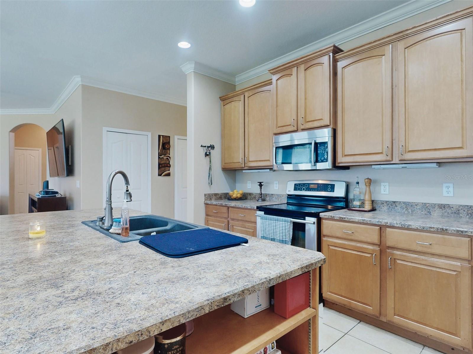 ACREAGE COLLINS RD - Residential