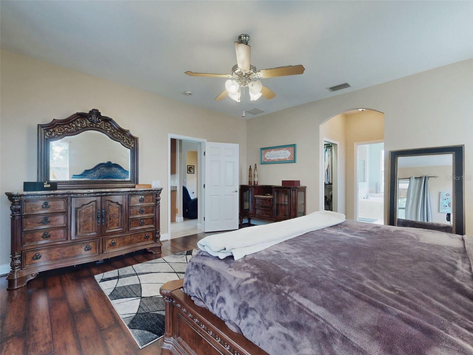 ACREAGE COLLINS RD - Residential