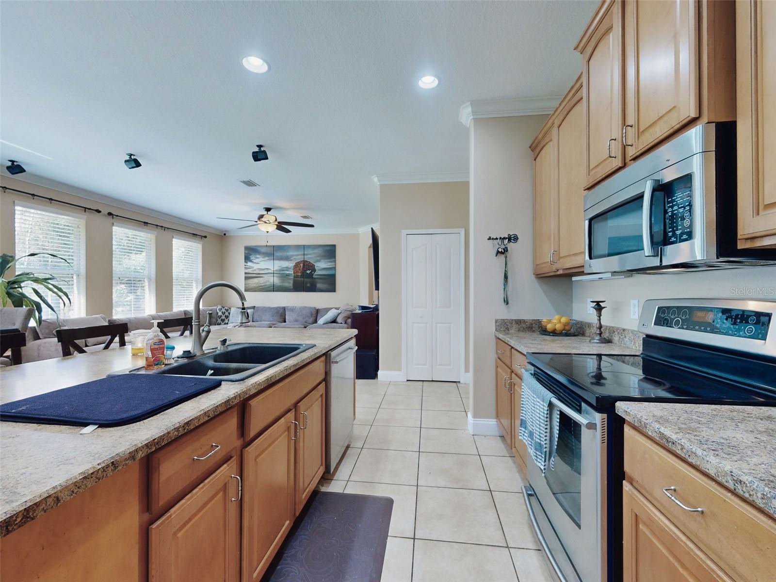 ACREAGE COLLINS RD - Residential