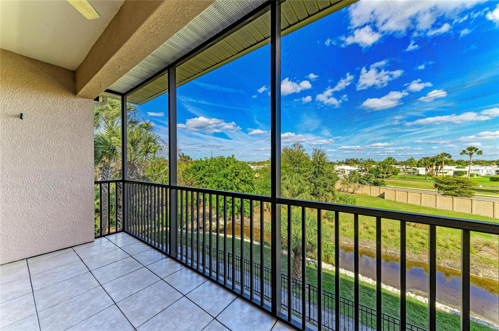 PALMA SOLA TRACE - Residential
