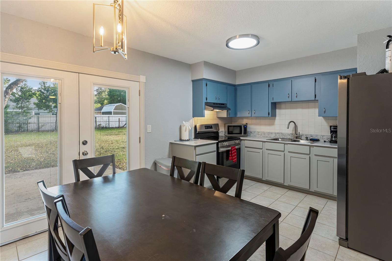 OCALA PARK ESTATE - Residential