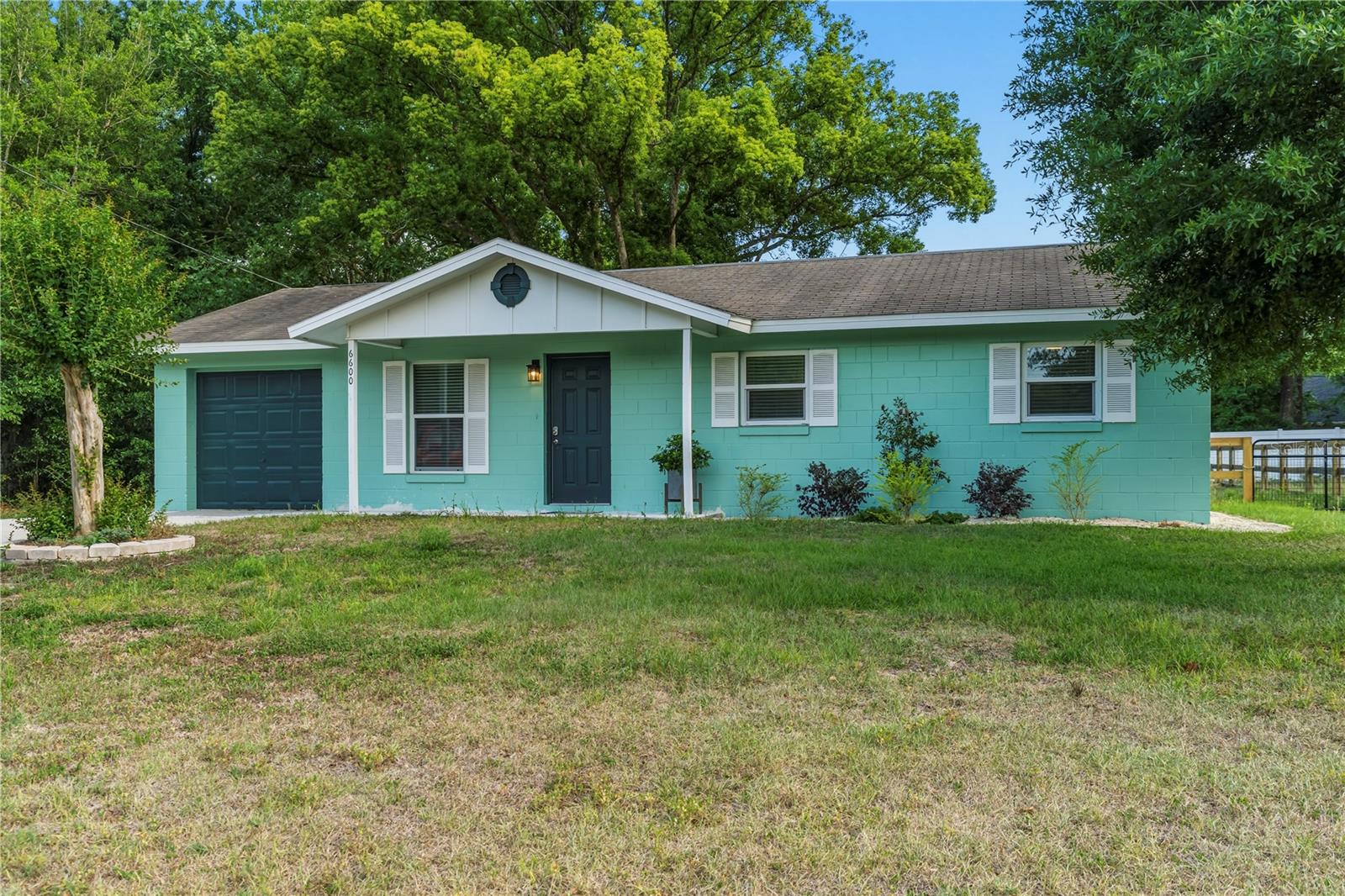 OCALA PARK ESTATE - Residential