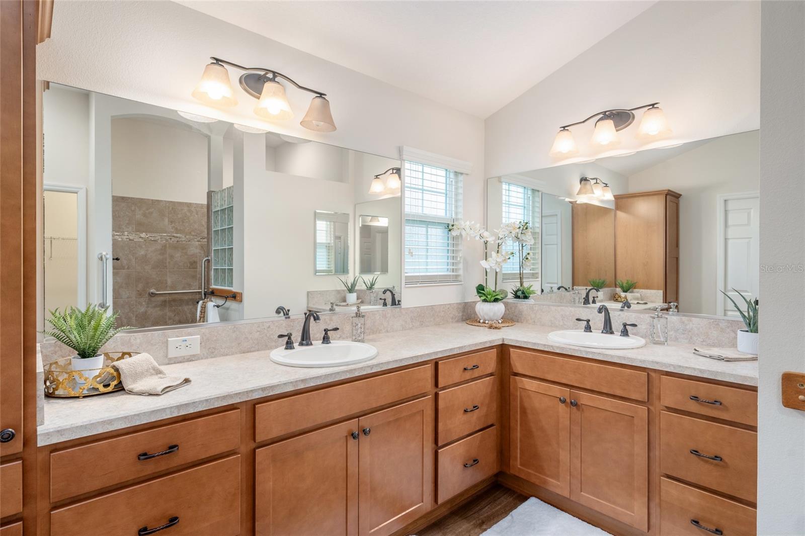 VILLAGES OF FRUITLAND PARK - Residential
