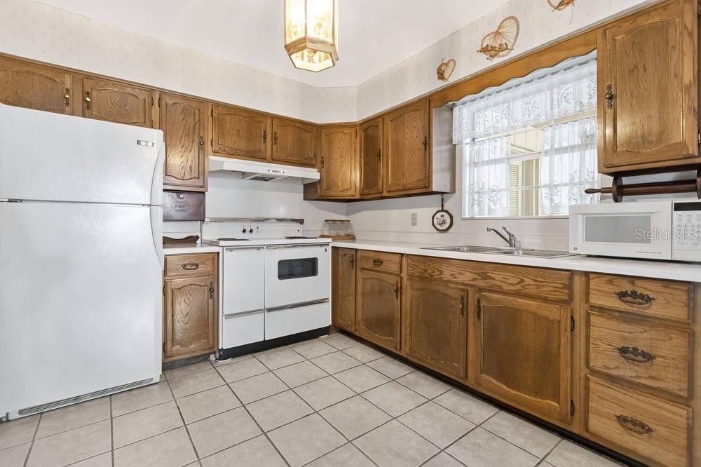 CALDWELL ESTATES - Residential