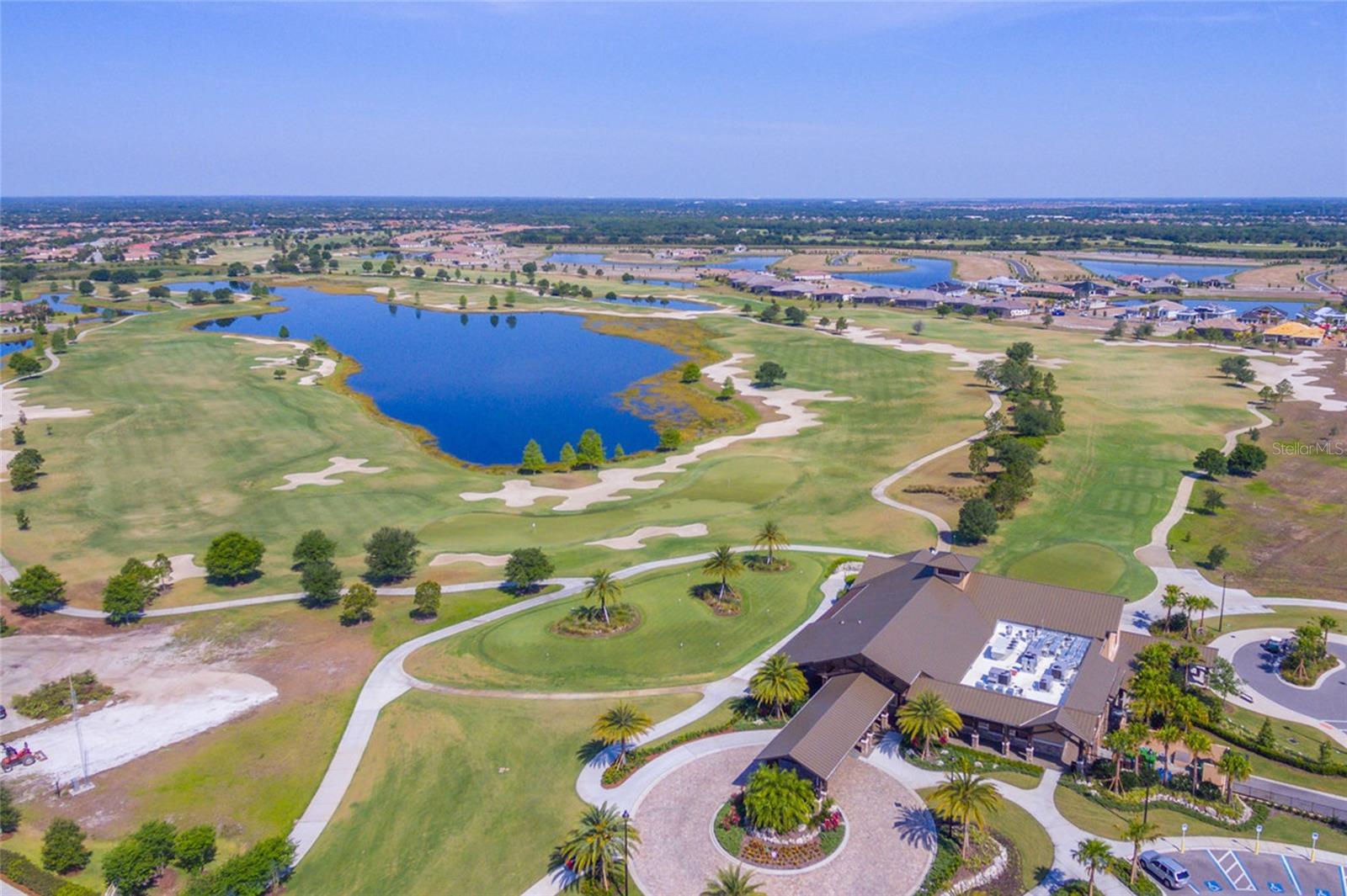 COUNTRY CLUB EAST - Residential