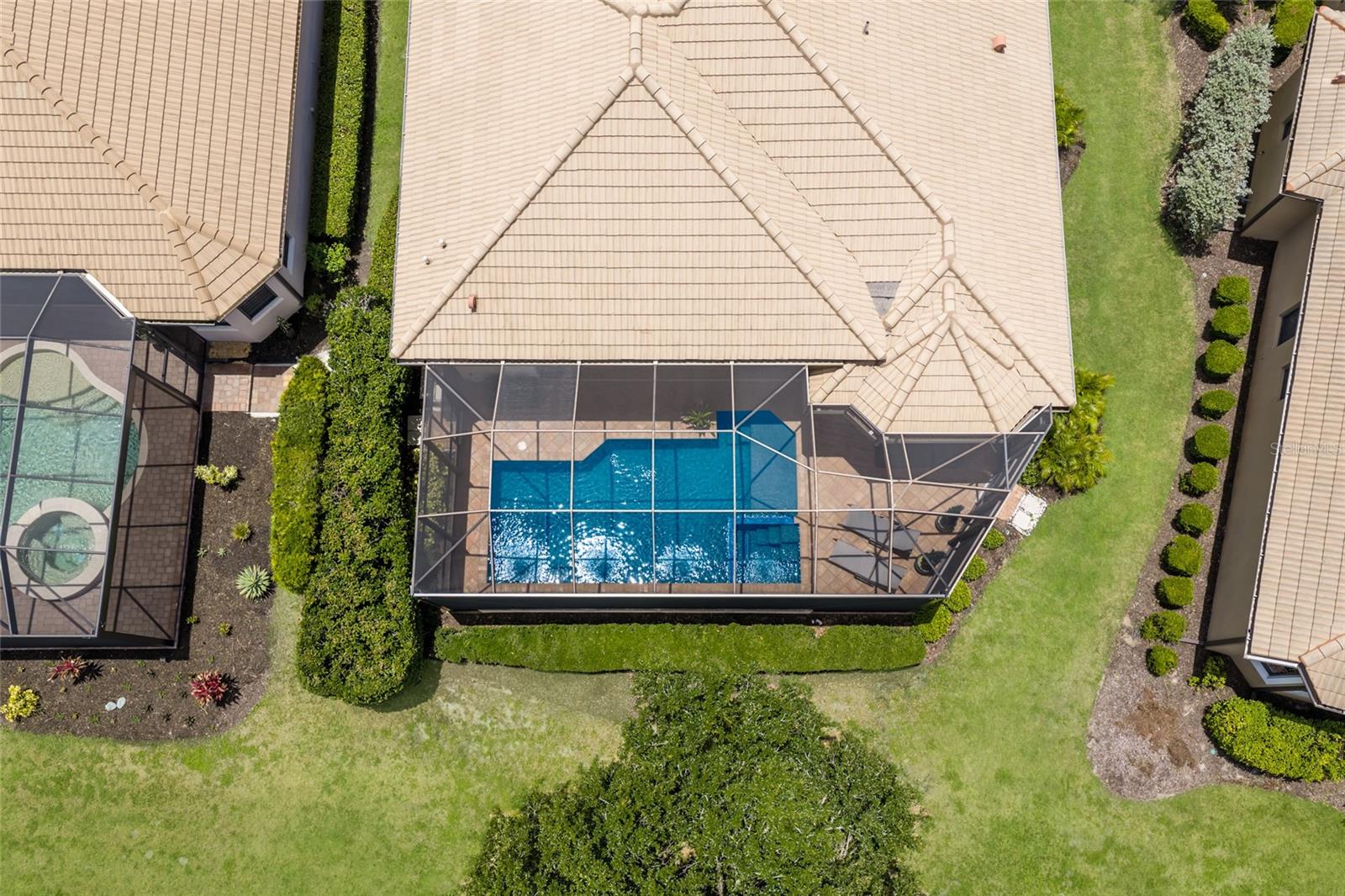COUNTRY CLUB EAST - Residential