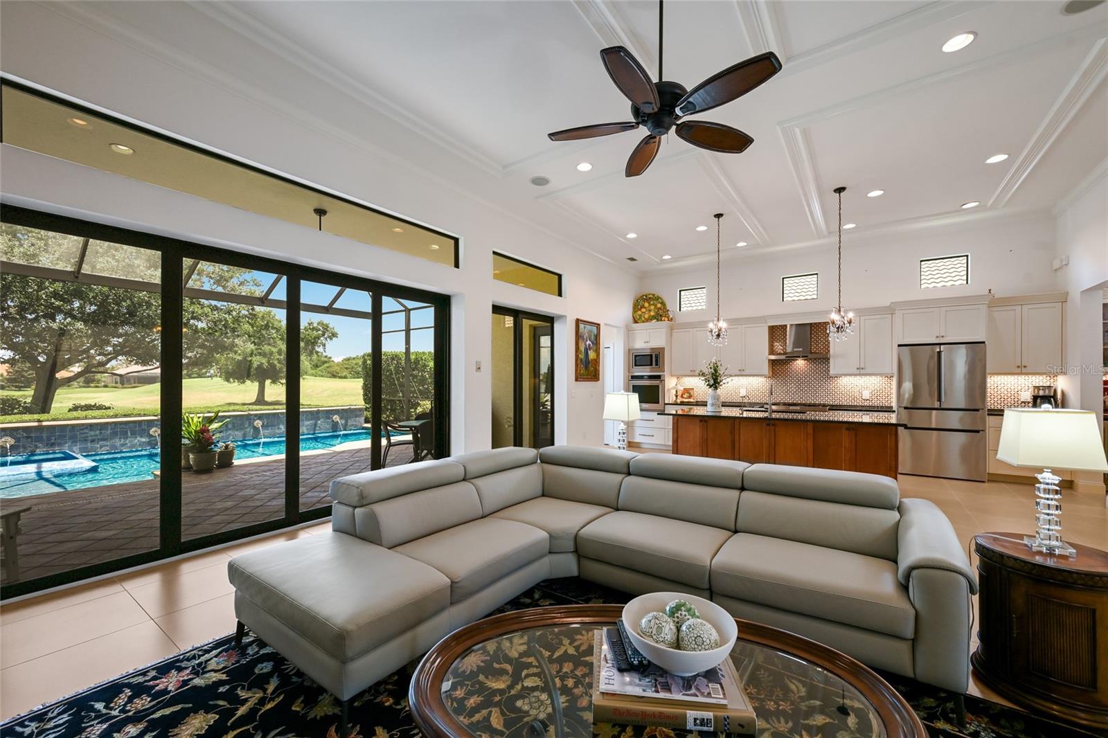 COUNTRY CLUB EAST - Residential