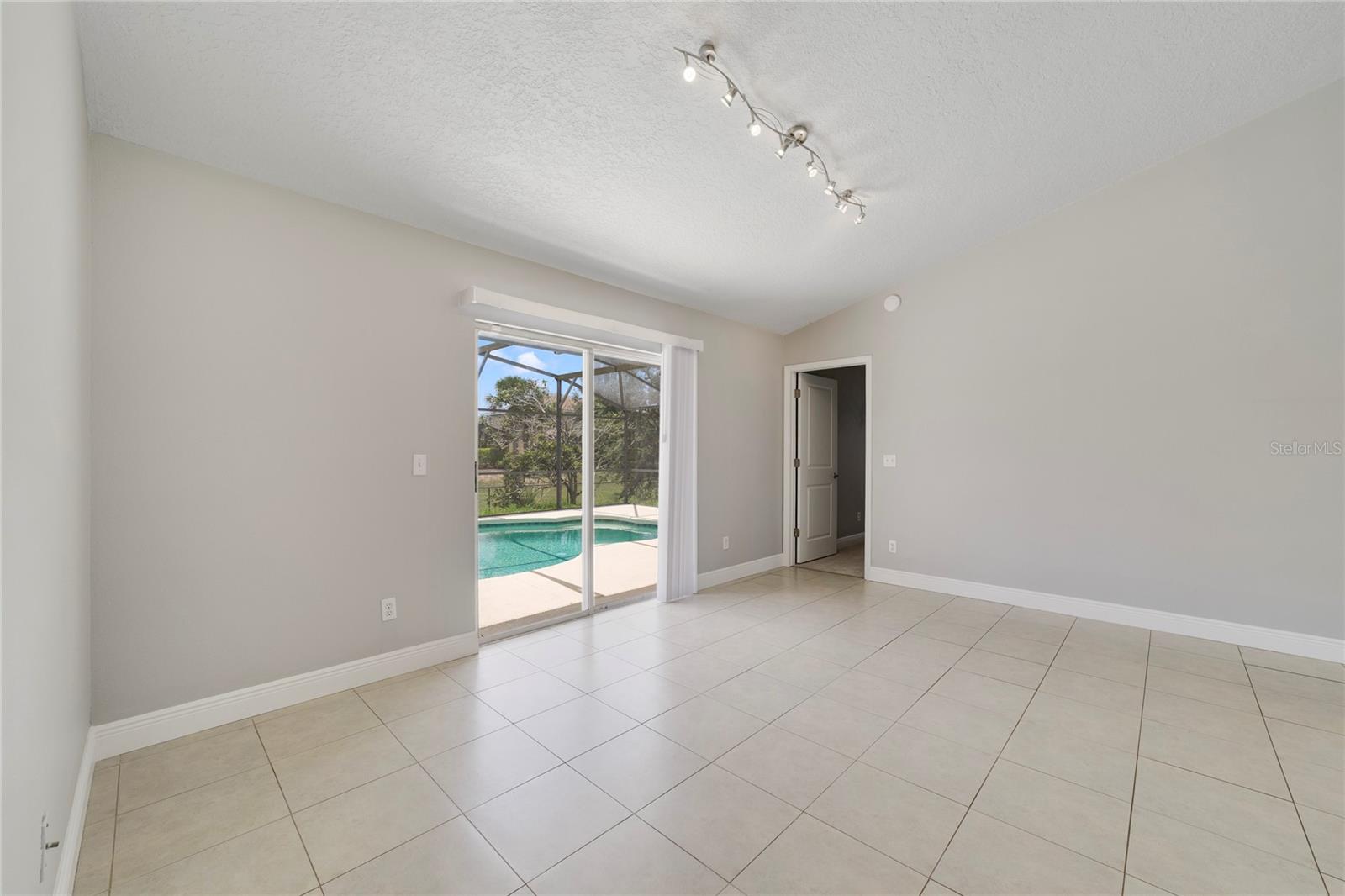 SUNRIDGE WOODS PH 01 - Residential