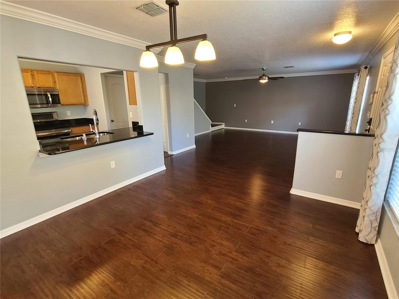 COBBLESTONE LANDING TWNHMS CONDO - Residential