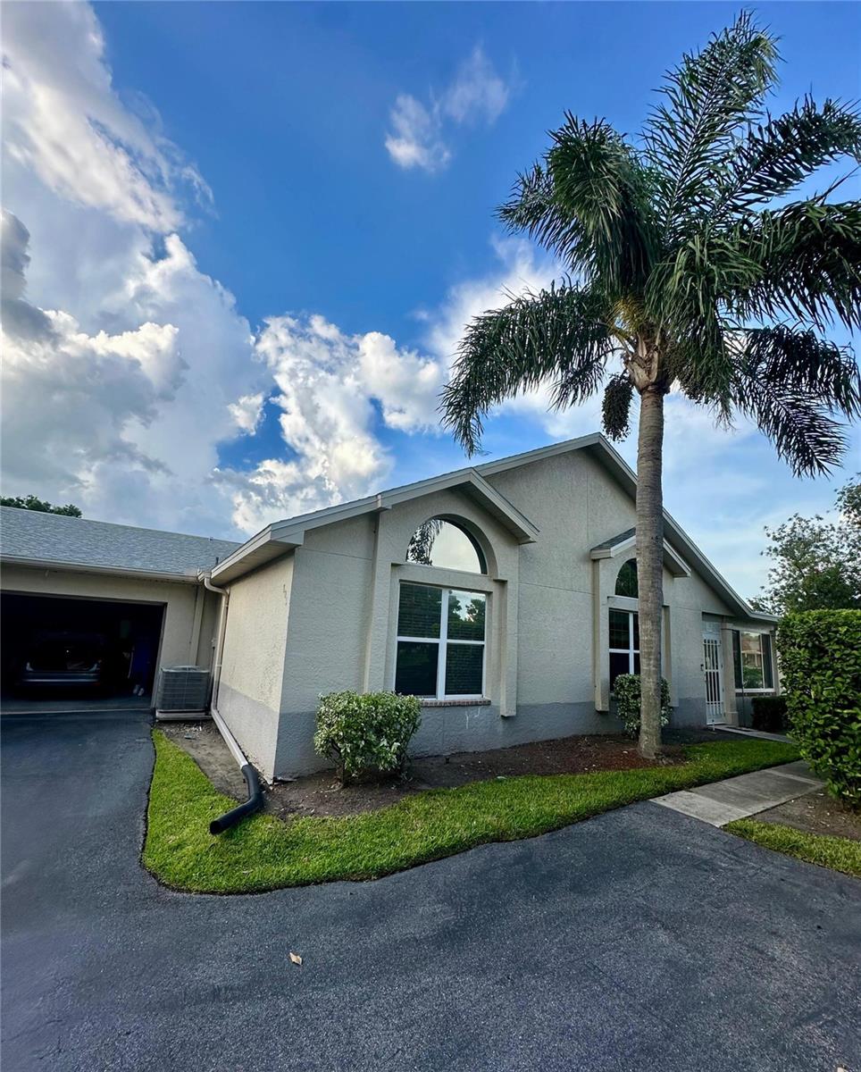 FAIRWAY PALMS A CONDO - Residential