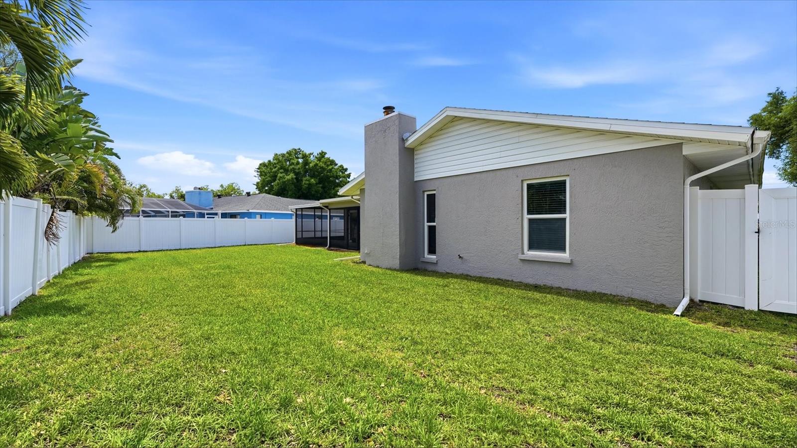POINTE WEST - Residential