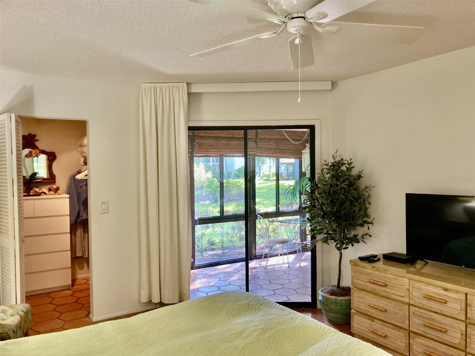 VALENCIA GARDEN III - Residential