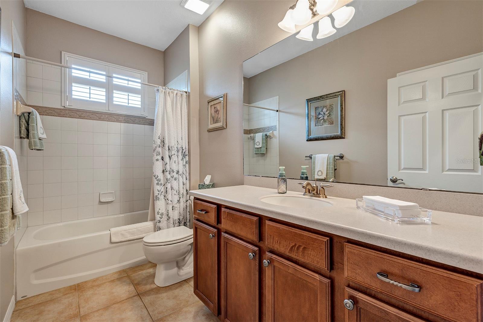 ARLINGTON RIDGE PH 1-A - Residential
