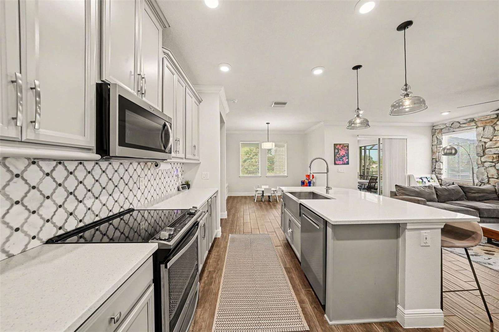 RESERVE AT WESTCHASE - Residential