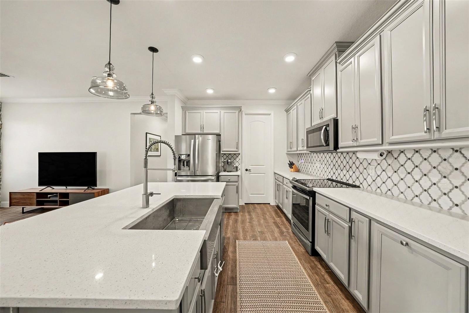 RESERVE AT WESTCHASE - Residential