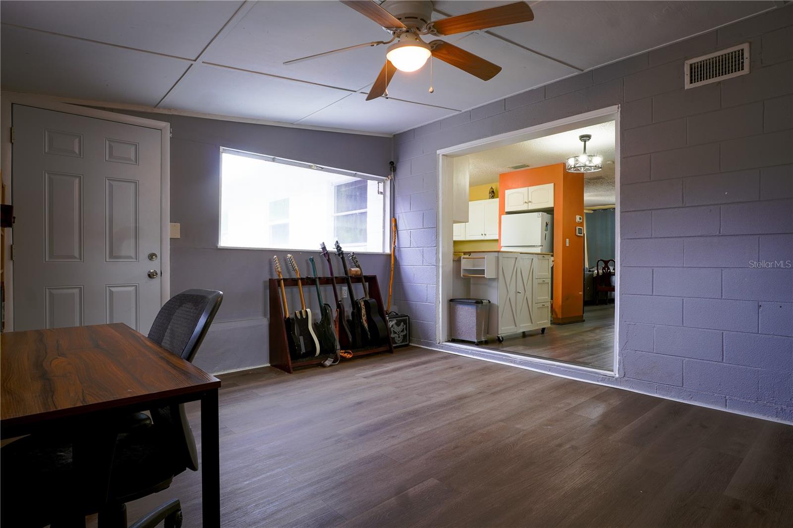 BAYOU HEIGHTS HANLONS - Residential