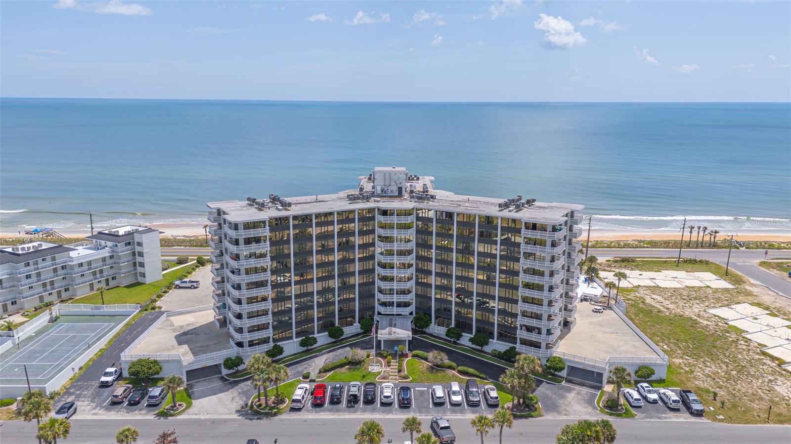 NAUTILUS CONDO - Residential