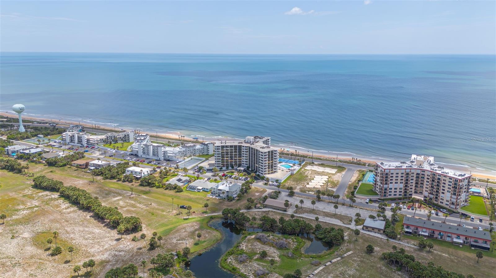 NAUTILUS CONDO - Residential