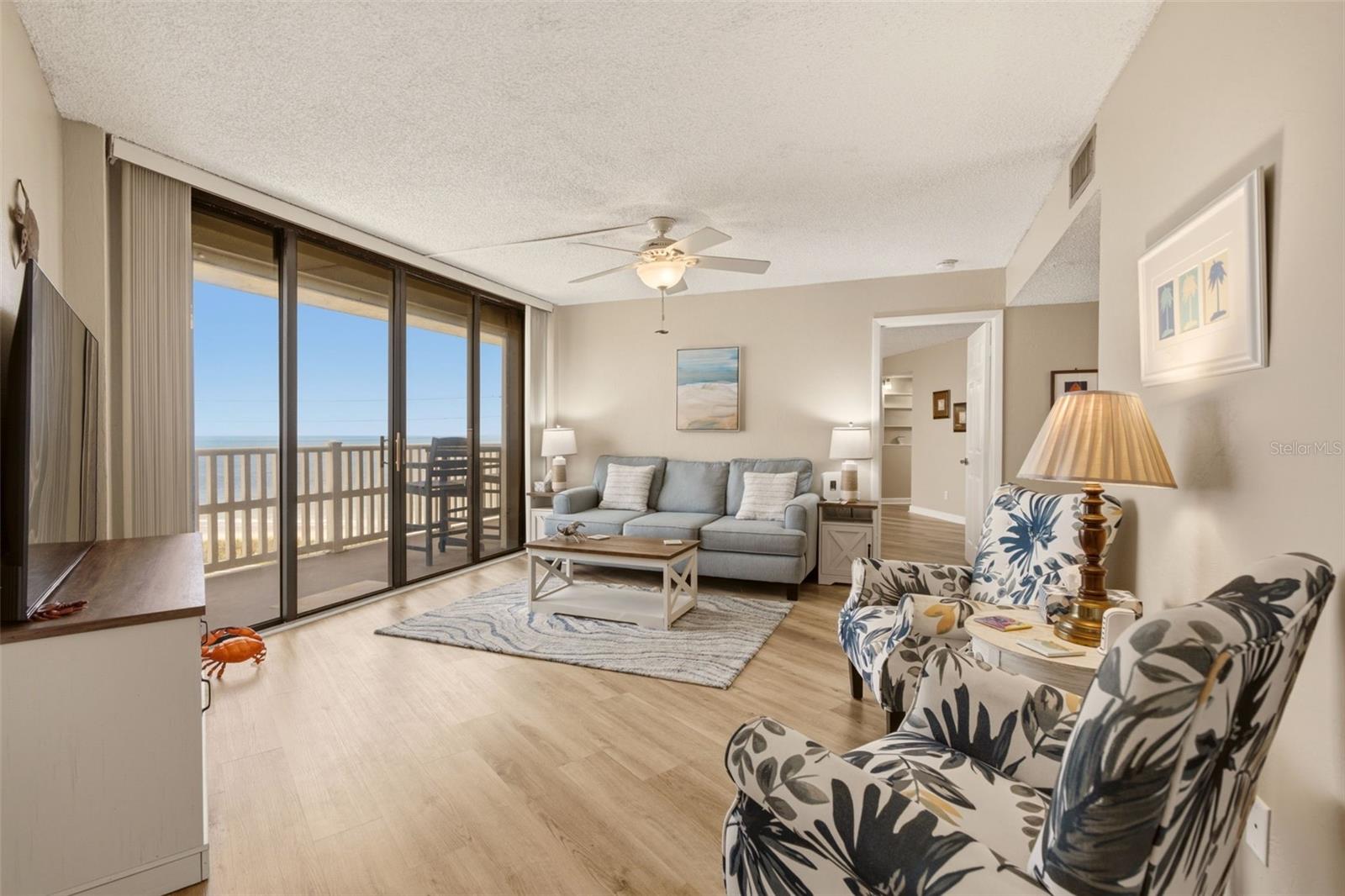 NAUTILUS CONDO - Residential
