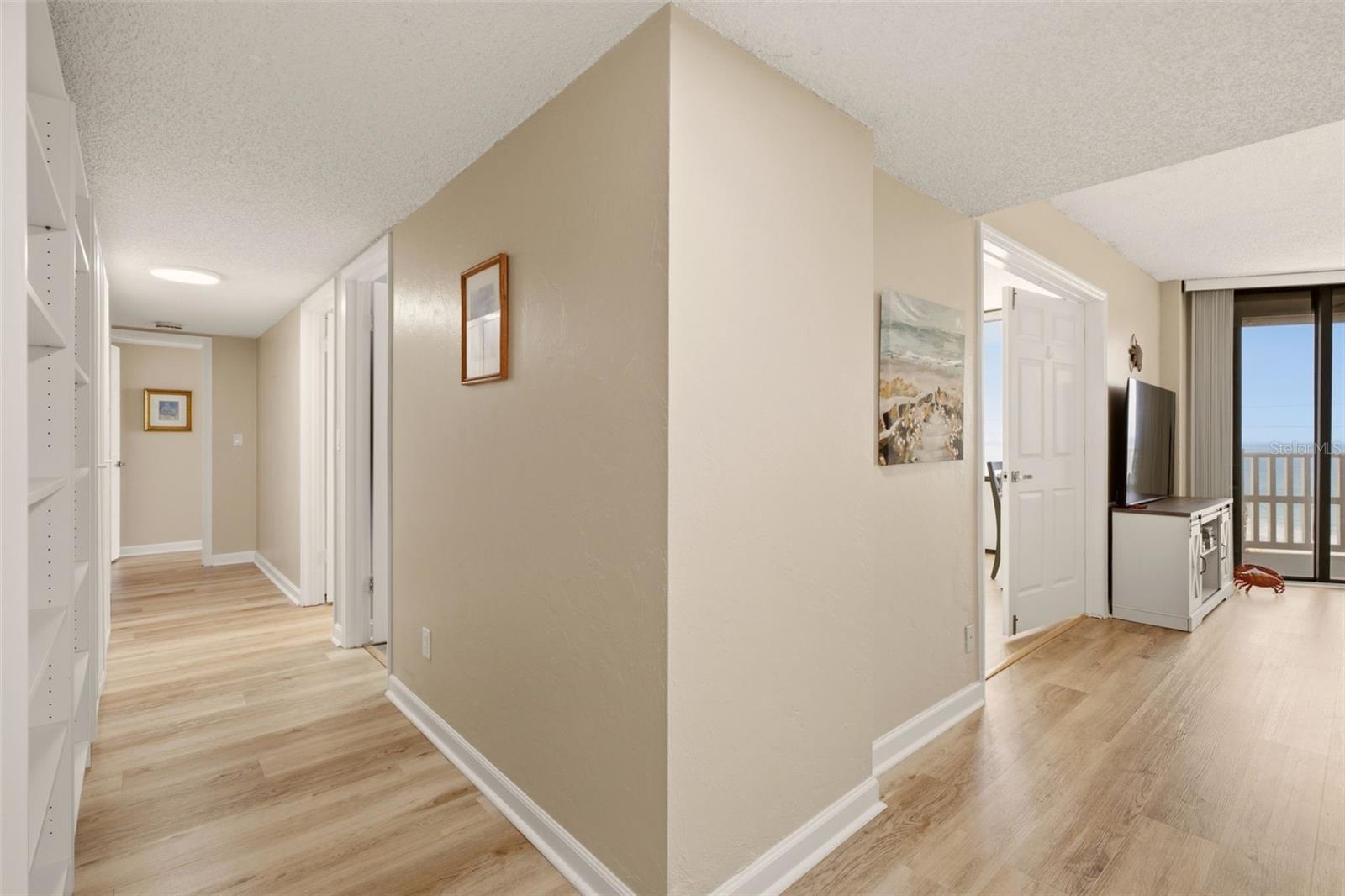NAUTILUS CONDO - Residential