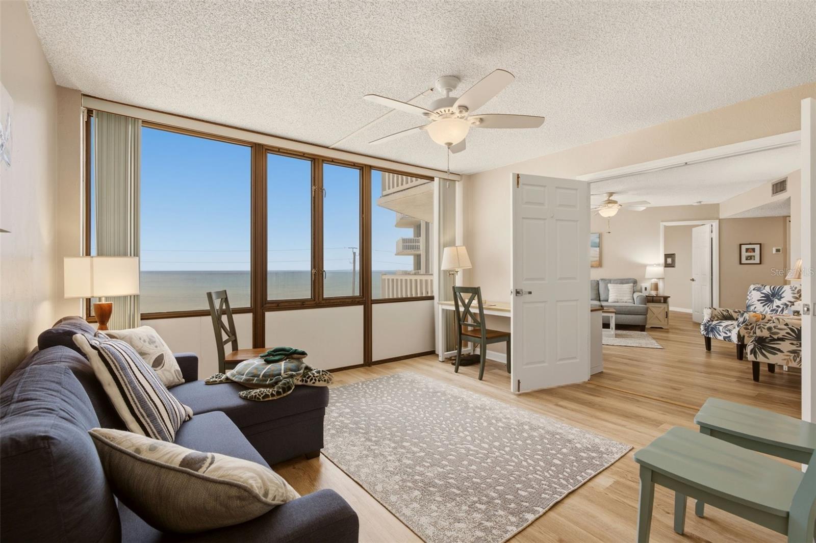 NAUTILUS CONDO - Residential