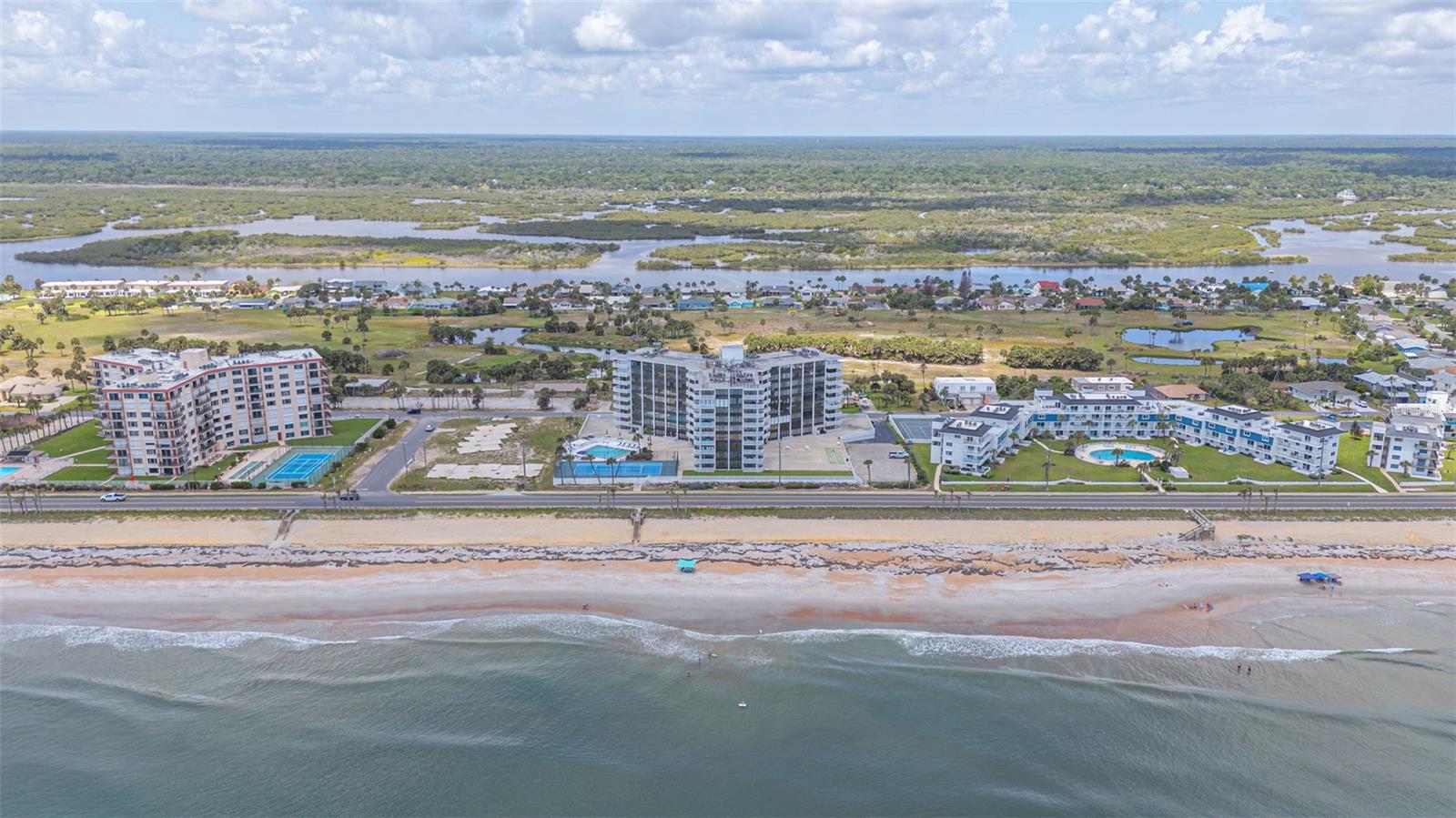 NAUTILUS CONDO - Residential
