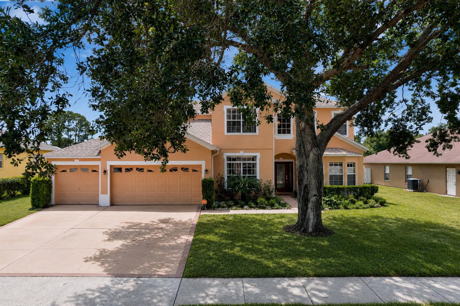 THE COVE - Residential