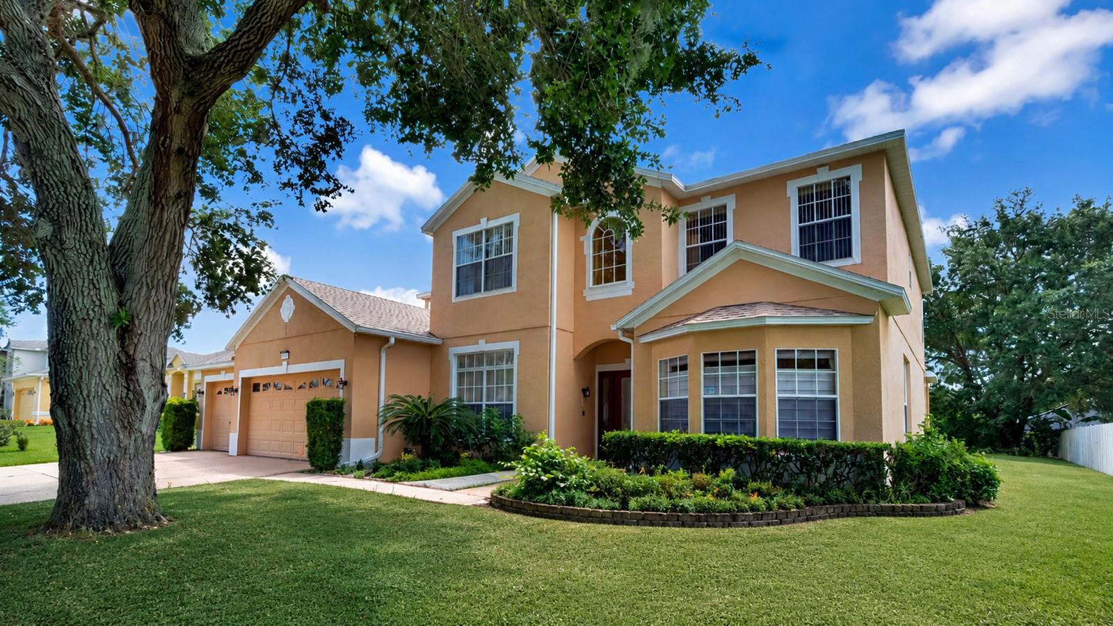 THE COVE - Residential