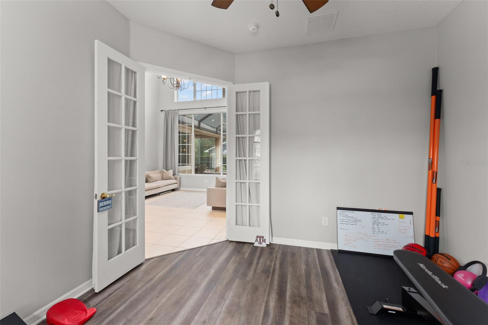 BAY ISLE 48 17 - Residential