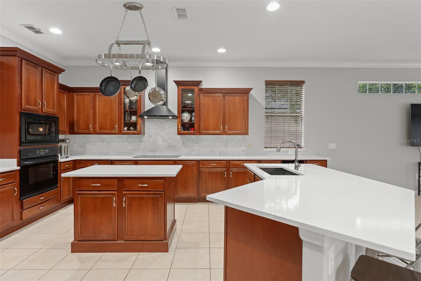 BAY ISLE 48 17 - Residential