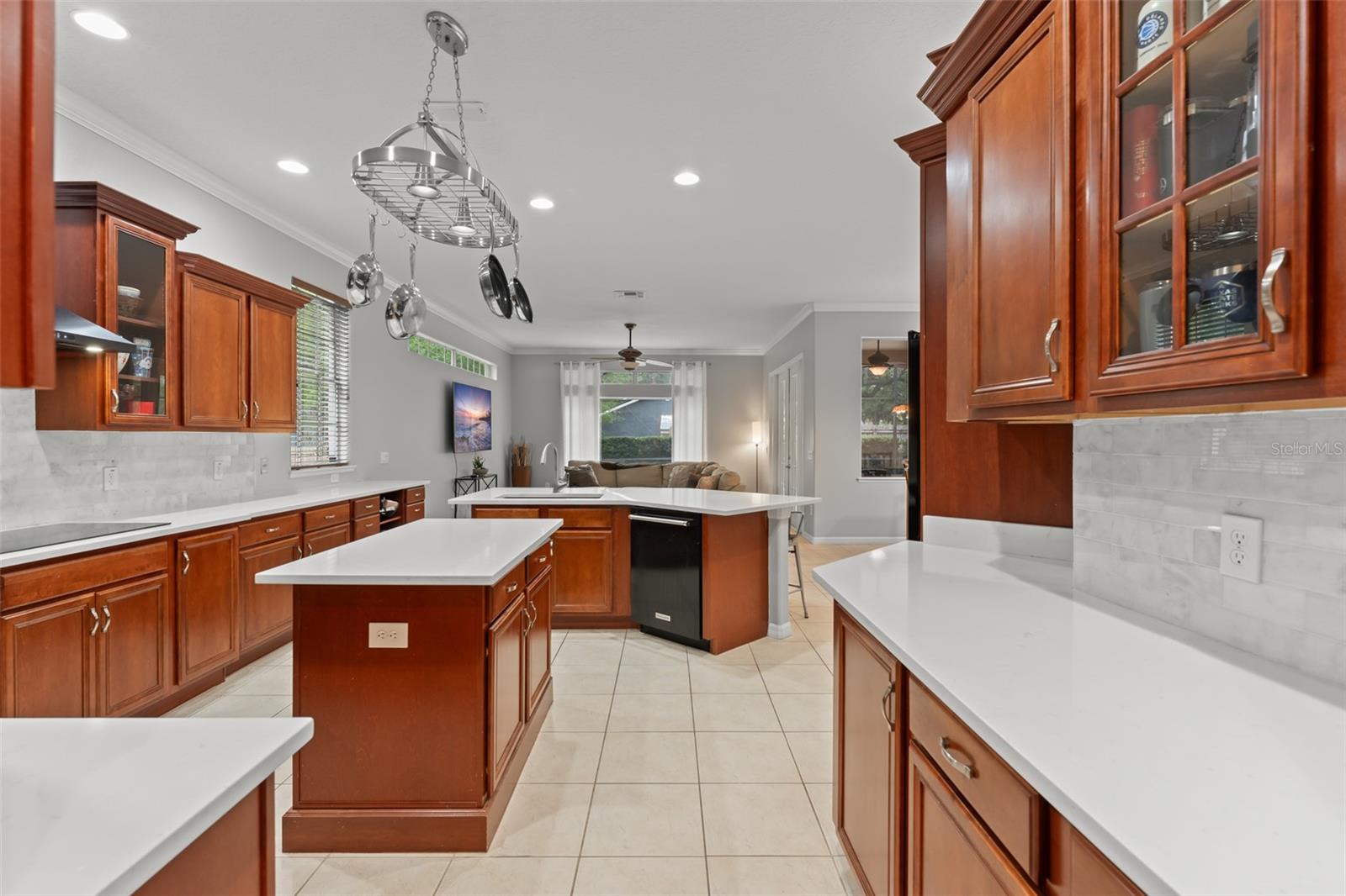 BAY ISLE 48 17 - Residential