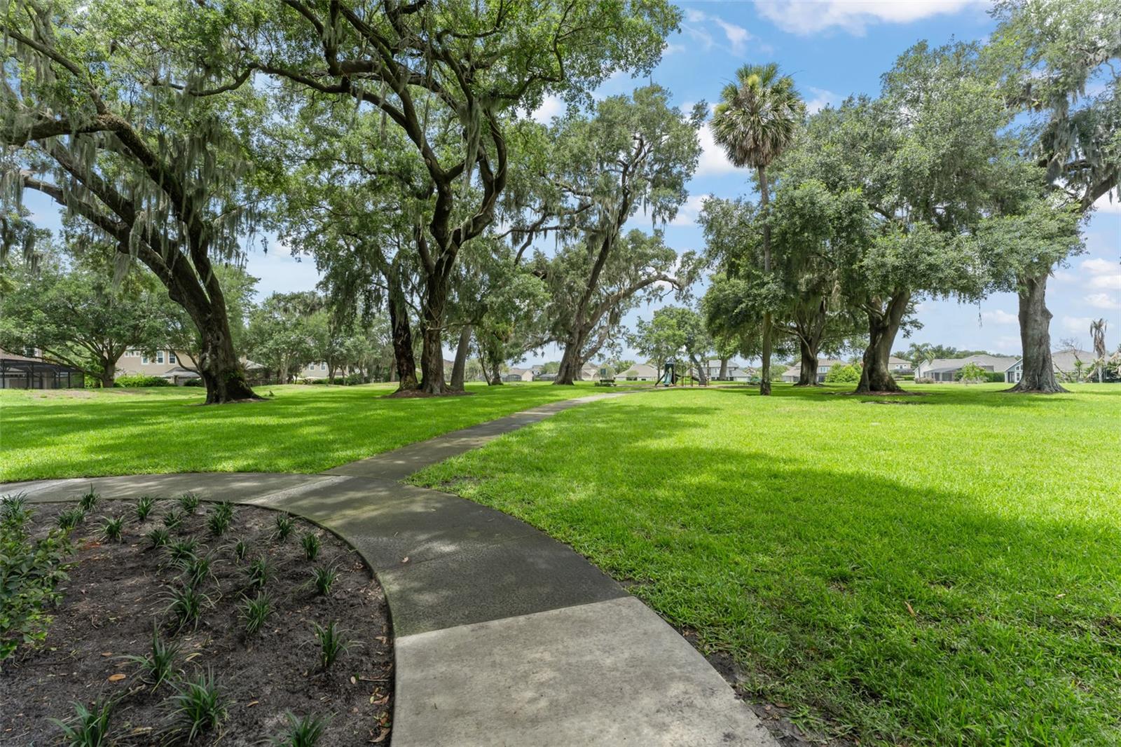 BAY ISLE 48 17 - Residential