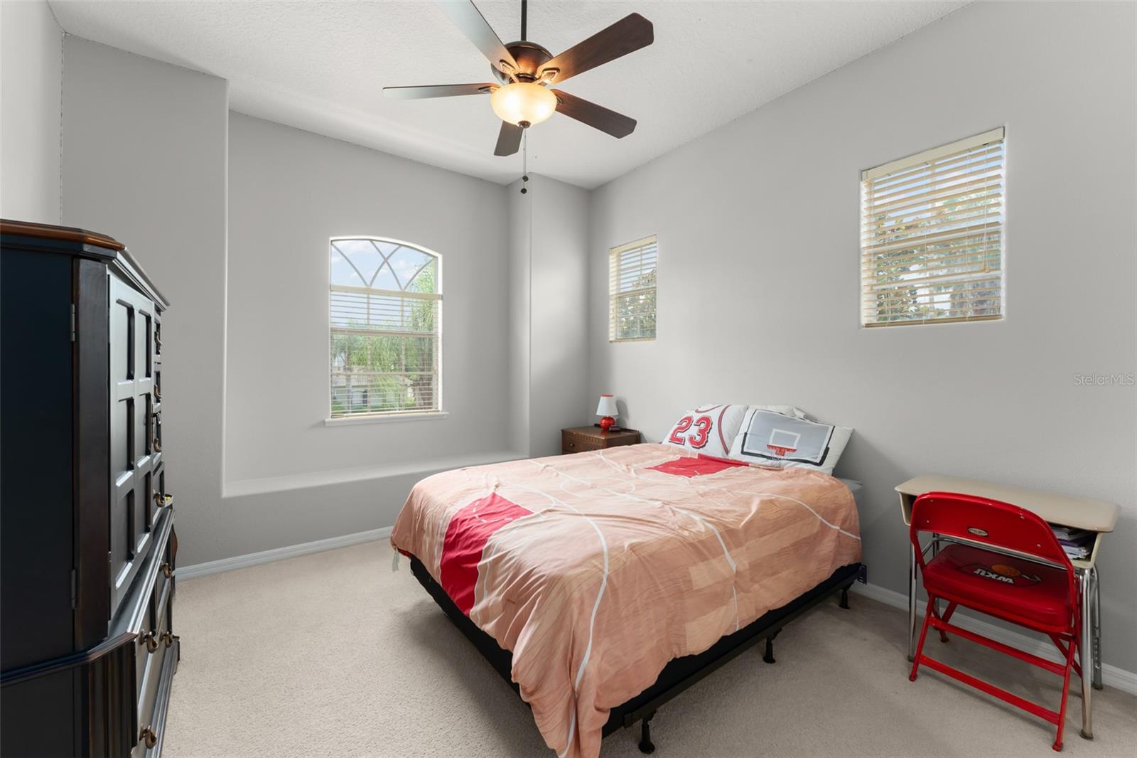 BAY ISLE 48 17 - Residential