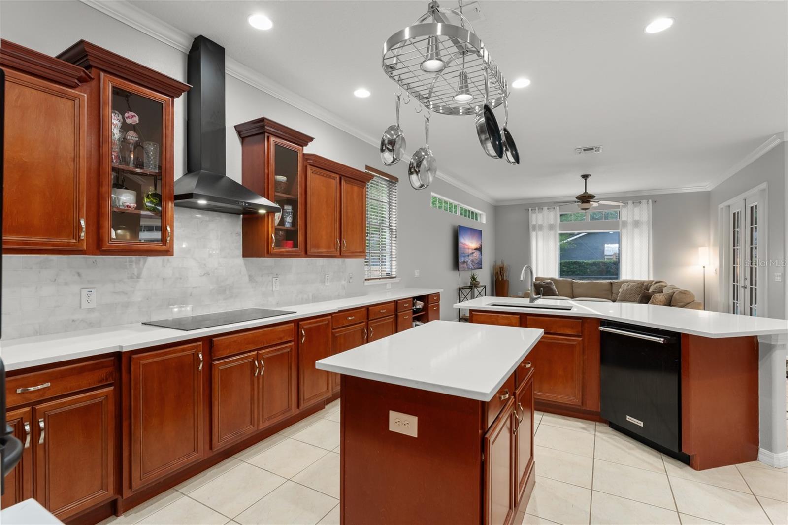 BAY ISLE 48 17 - Residential