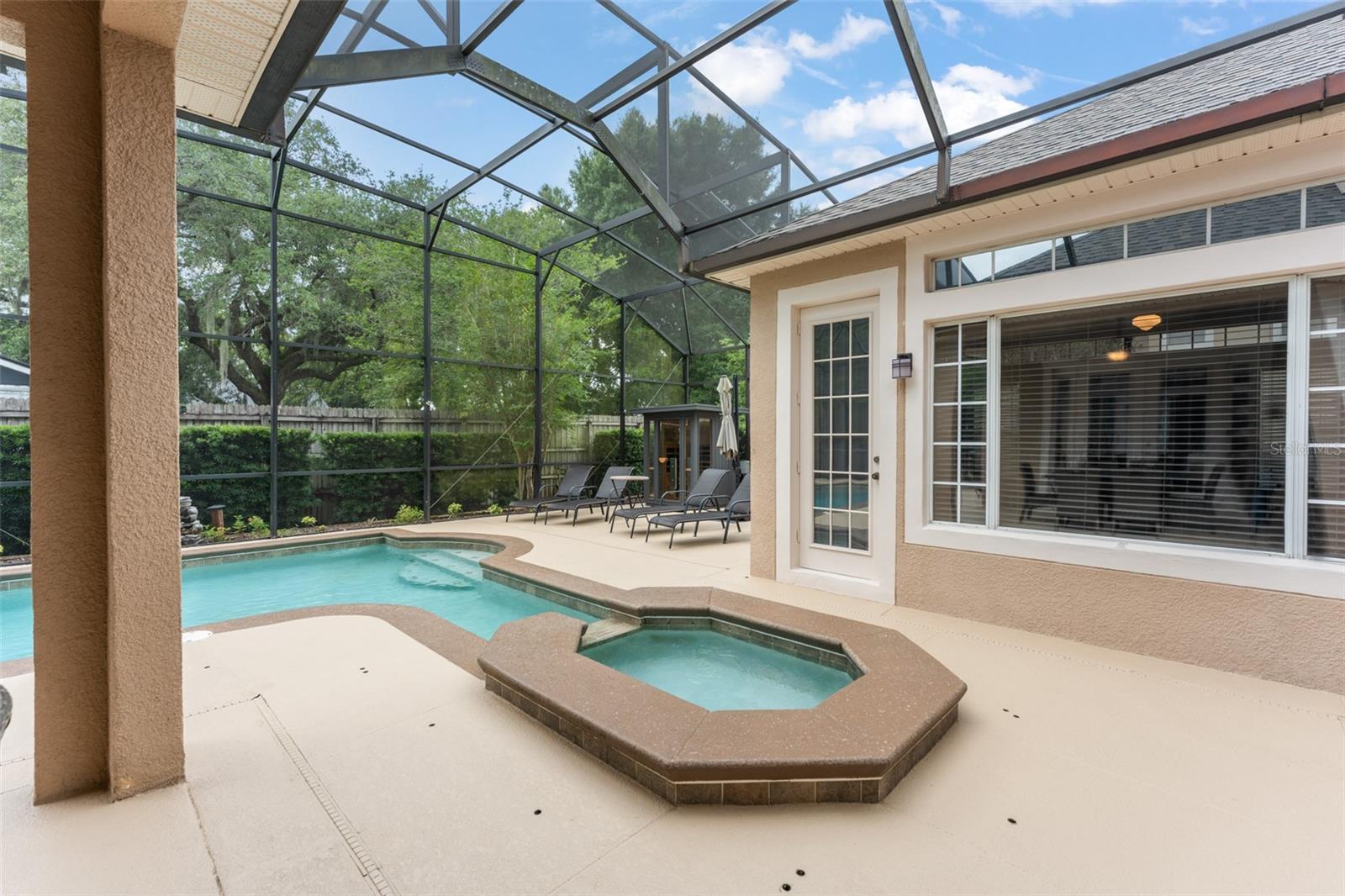 BAY ISLE 48 17 - Residential