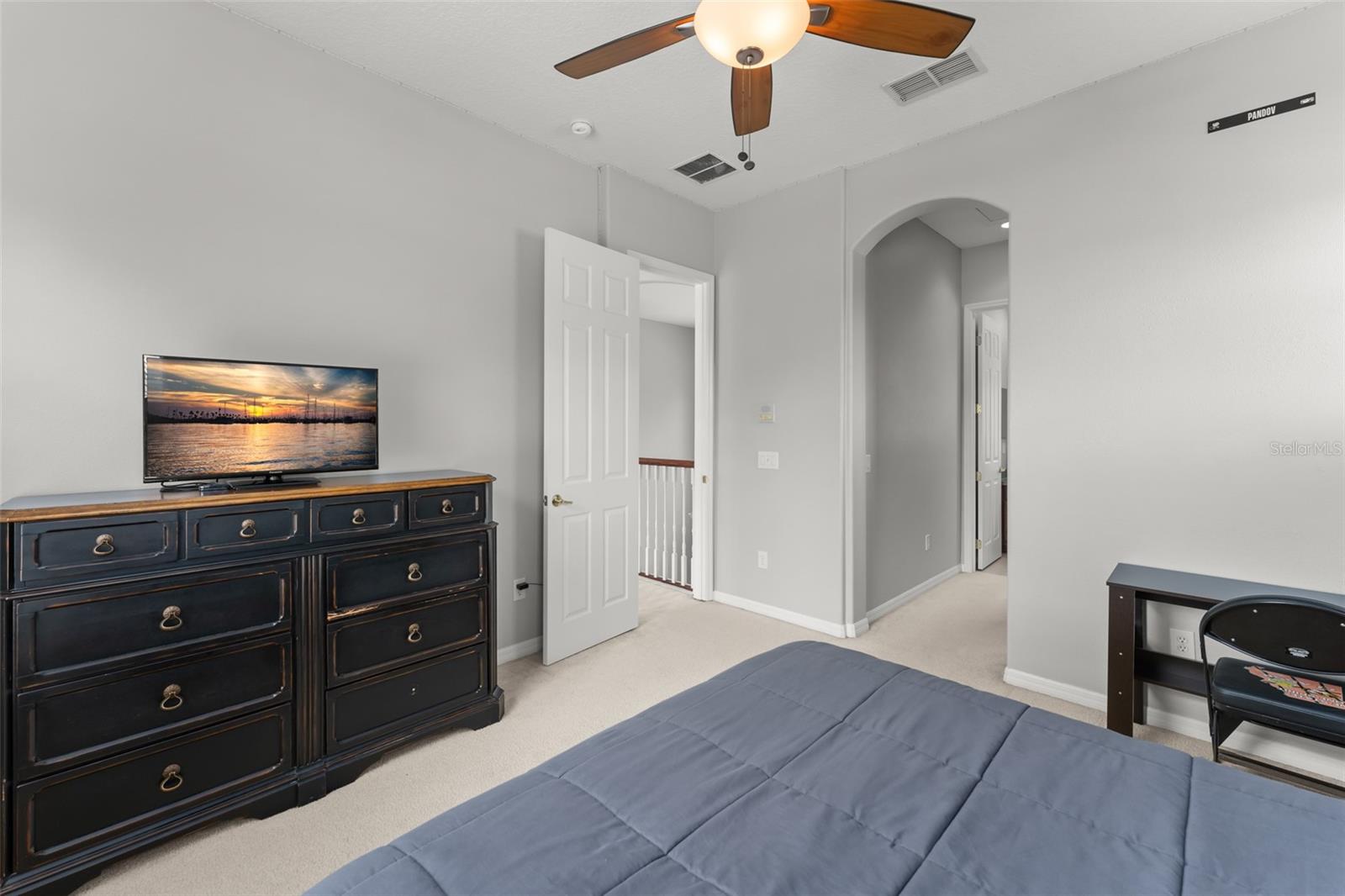 BAY ISLE 48 17 - Residential
