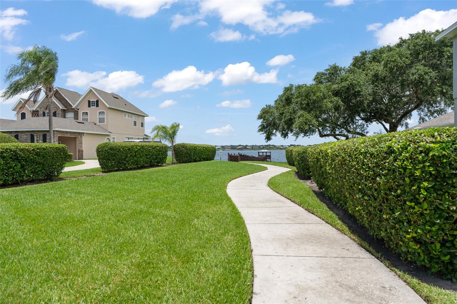 BAY ISLE 48 17 - Residential