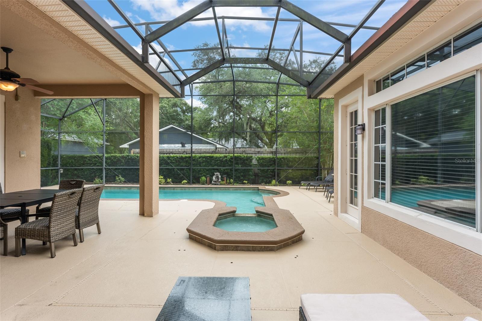 BAY ISLE 48 17 - Residential