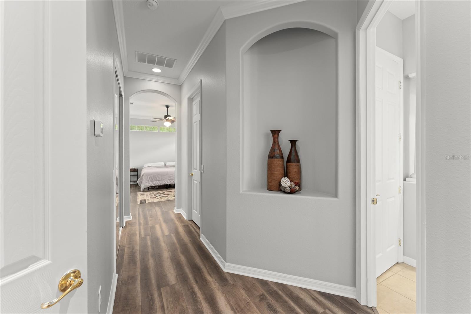BAY ISLE 48 17 - Residential