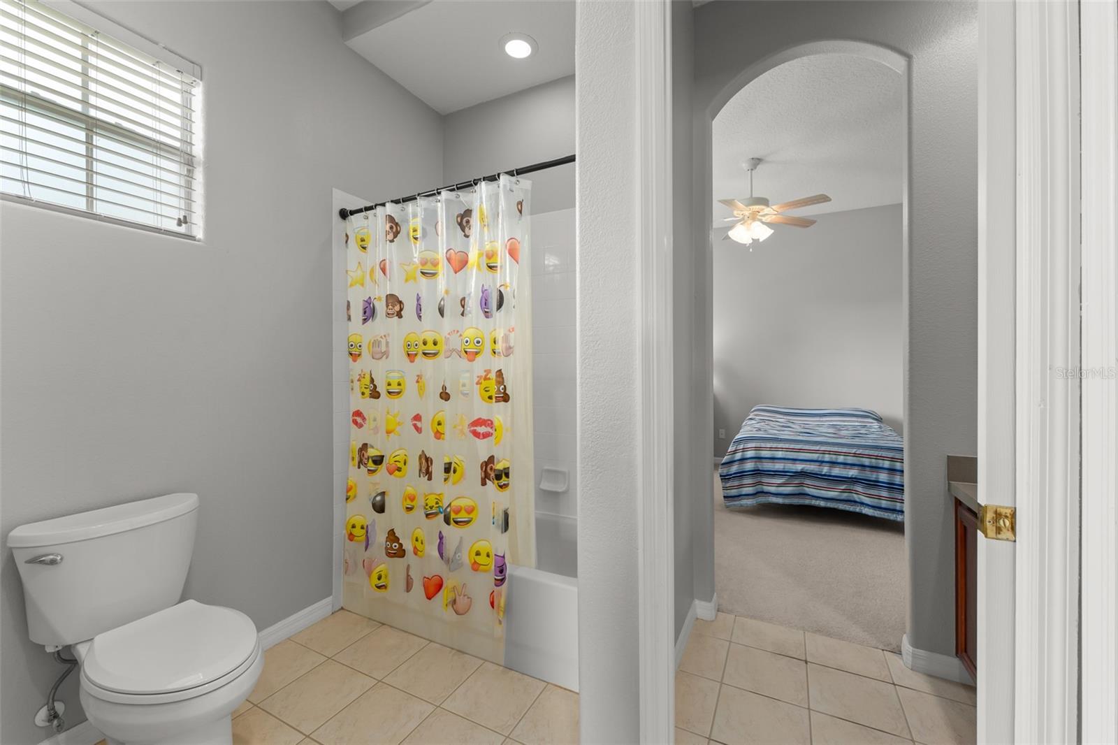 BAY ISLE 48 17 - Residential