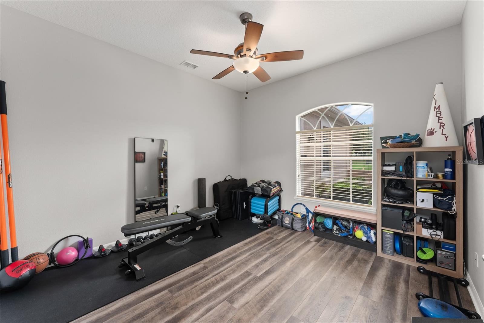 BAY ISLE 48 17 - Residential