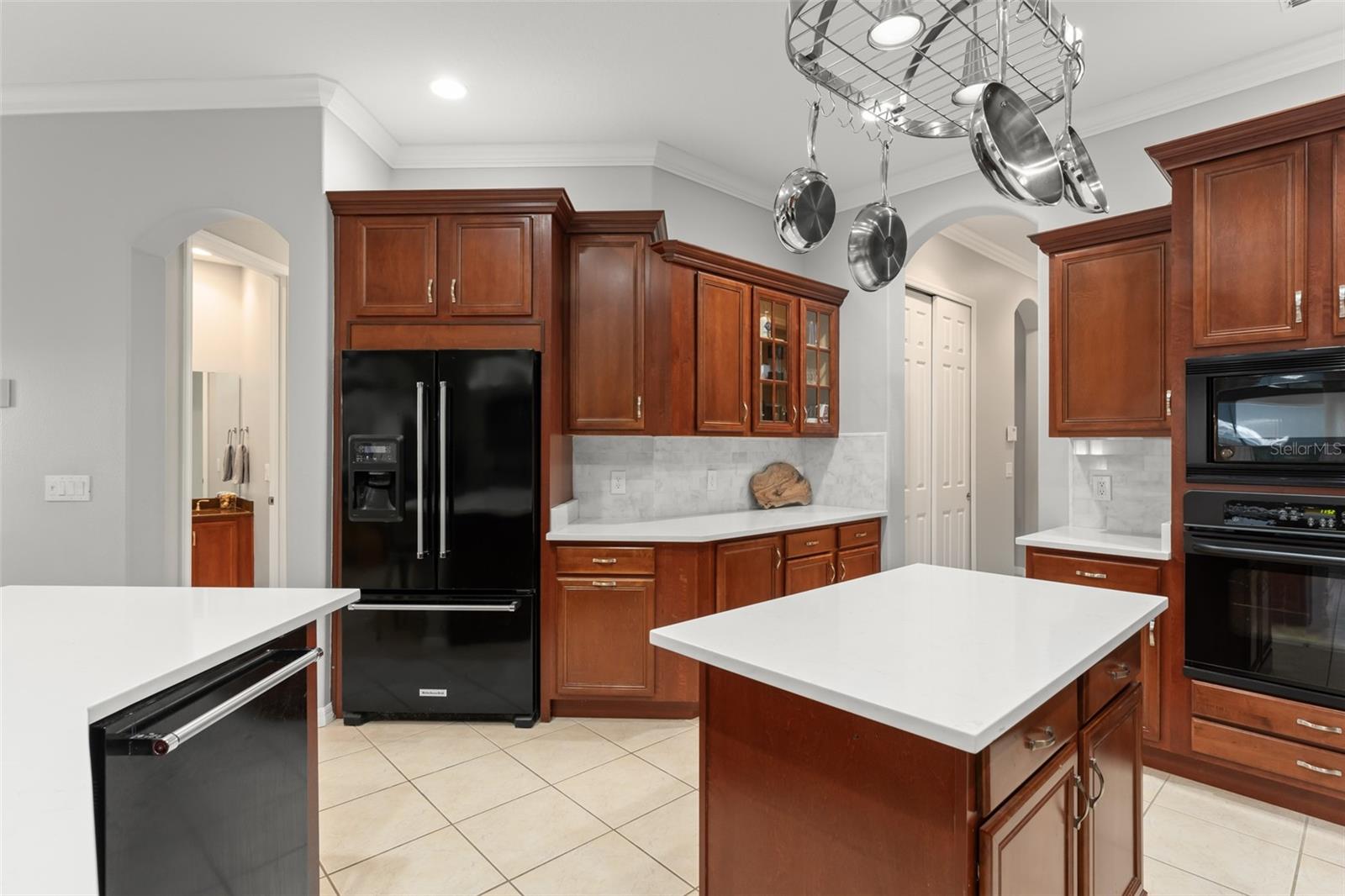 BAY ISLE 48 17 - Residential