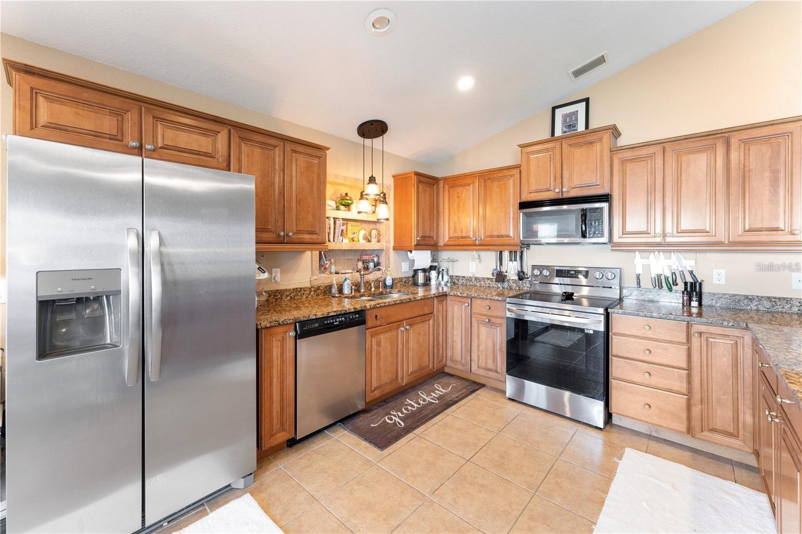 ORANGE BLOSSOM CC CMNTY - Residential